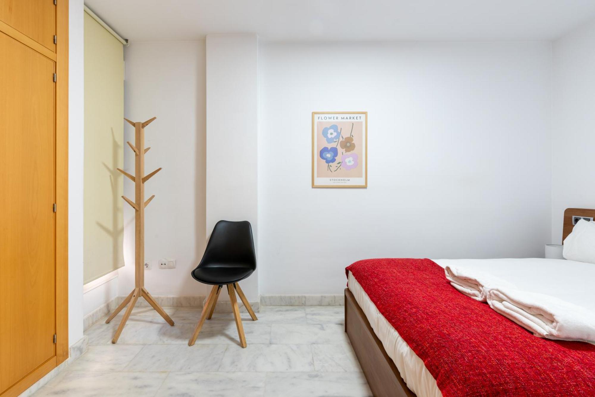 Wintowinrentals Quiet Apartment, Good Location, Free Parking * Malaga