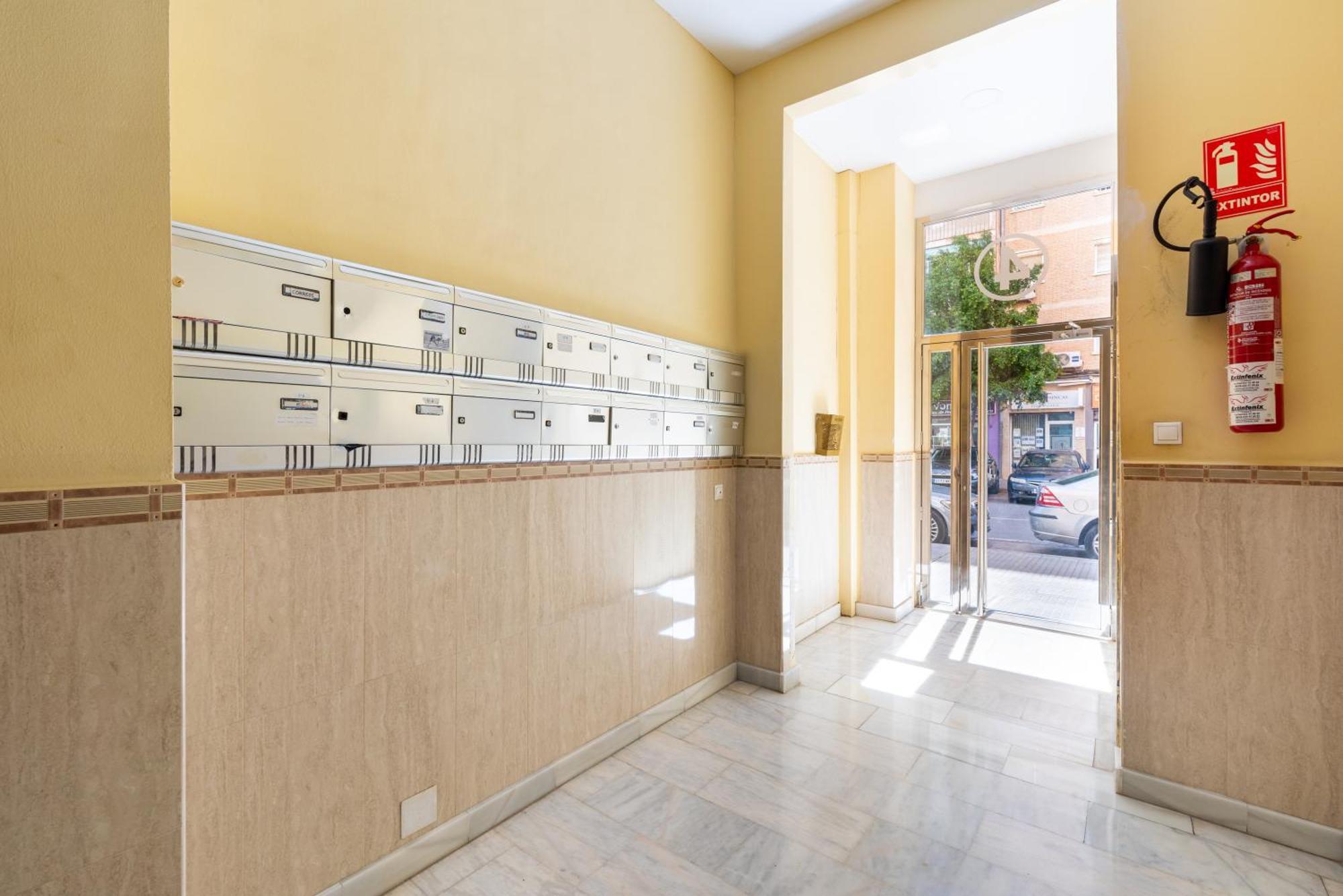 Wintowinrentals Quiet Apartment, Good Location, Free Parking * Malaga